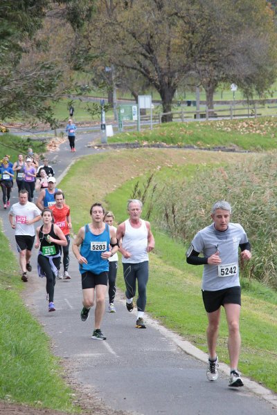 Sri Chinmoy Como Landing Half-Marathon, 14km and 7km Runs