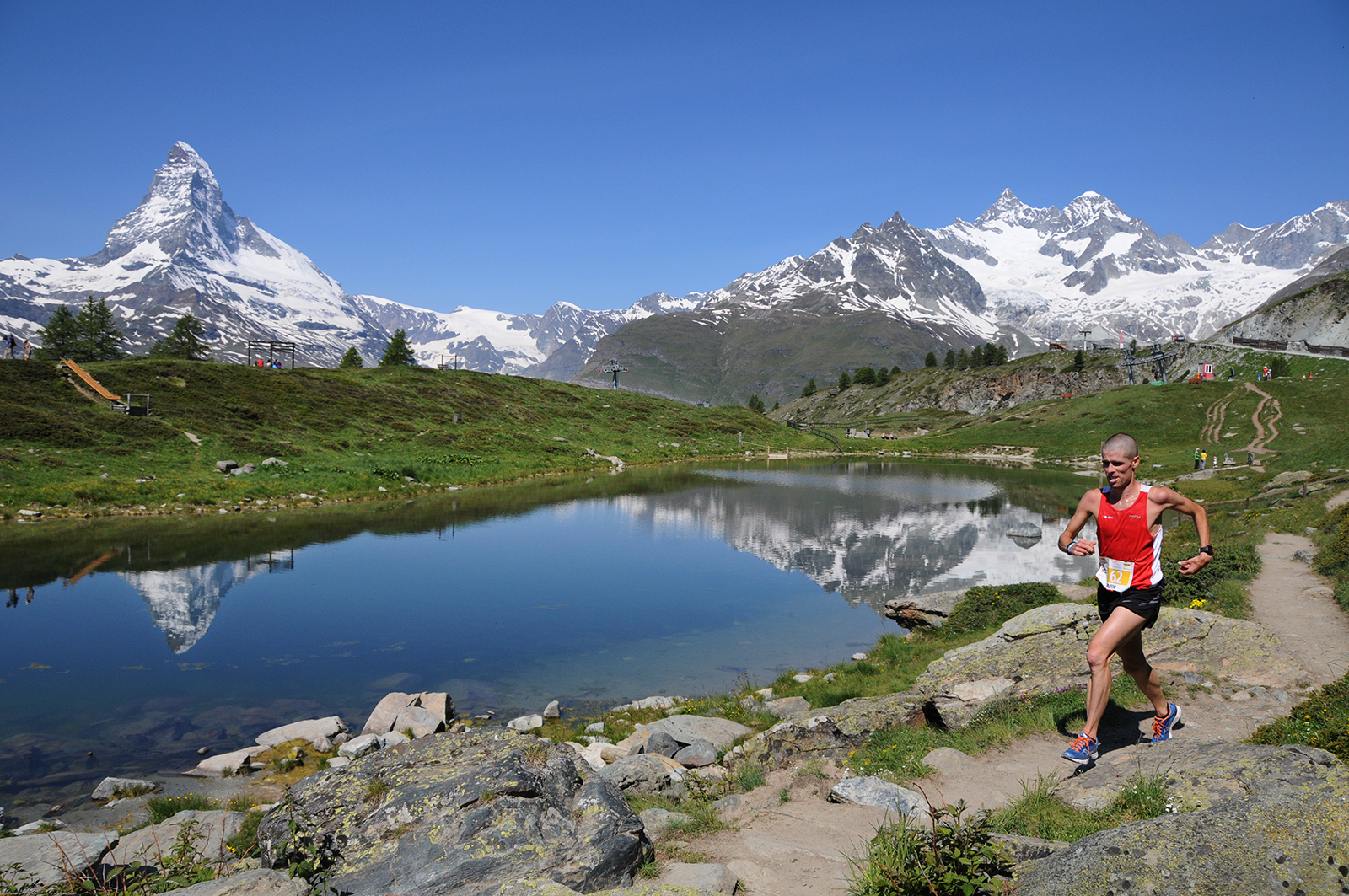 What is the right attitude during races?