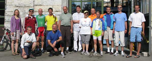 27hZH2012group_web.jpg